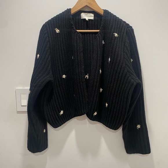 The Great Flower Embroidery Ribbed Cable Knit Crop Cardigan Black